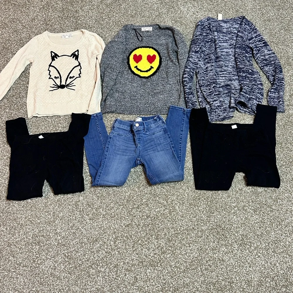 Lot of Girls Clothes - Size 7/8 - Picture 1 of 11